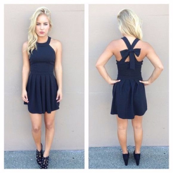 Dainty Hooligan Dresses & Skirts - Dainty Hooligan Bow Dress